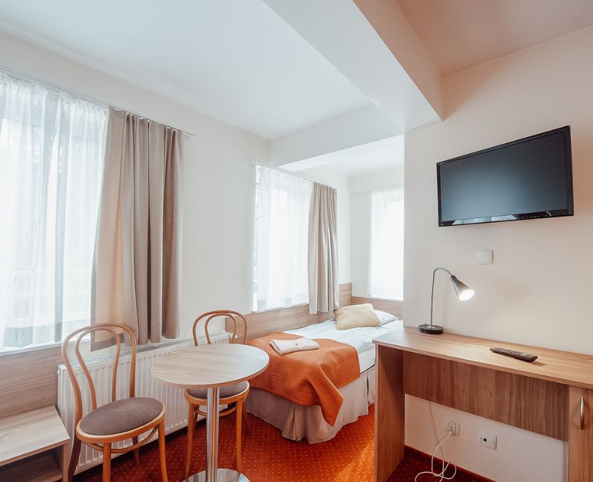 pokój z łazienką ustka